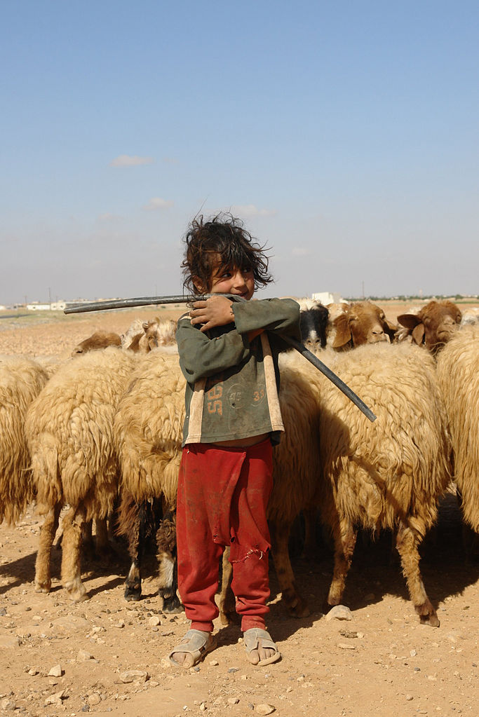 683px-Bedu_shepherd_family_near_Palmyra,_Syria_-_2