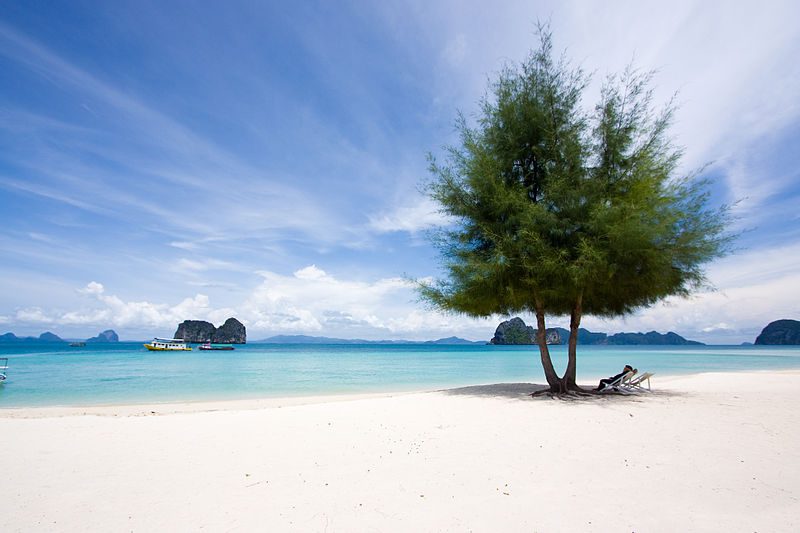 Koh_Ngai, Hat Chao Mai National Park