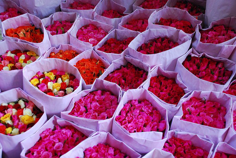 Roses in a Bangkok flower market