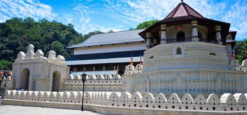 temple of tooth kandy