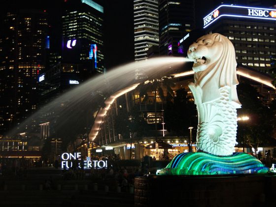 Merlion Park Singapore | Image Credit - Smuconlaw, CC BY-SA 3.0 via Wikipedia Commons