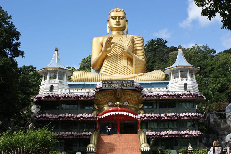The Golden Cave Temple | Image Credit: Julie Anne Workman, Golden Buddha and Buddhist Museum at Dambulla, CC BY-SA 3.0