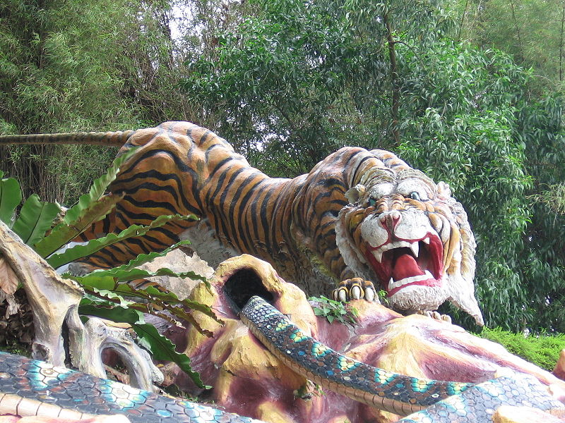 By User:Sengkang [Copyrighted free use], from Wikimedia Commons