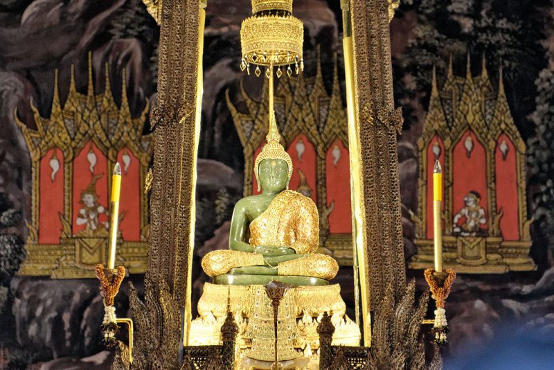 Emerald Buddha | Image Credit: JPSwimmer, Emerald Buddha, August 2012, Bangkok, CC BY-SA 3.0