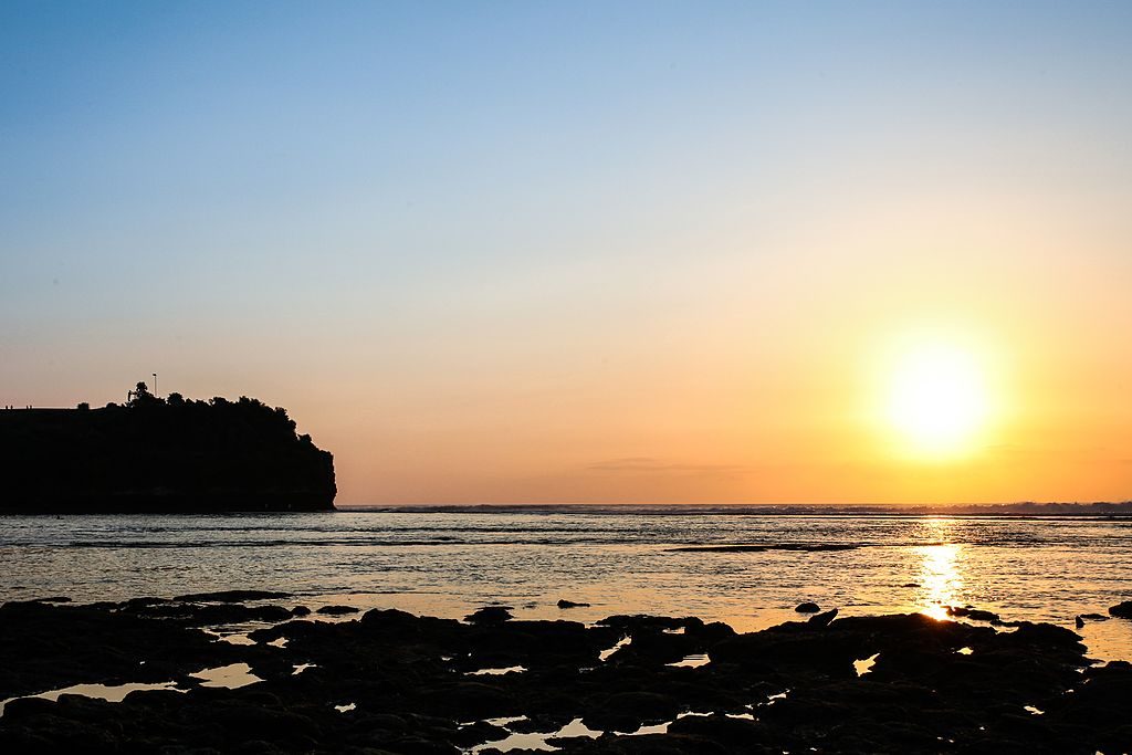 Balangan Beach | Image Credit: Wokshots, Balangan sunset blue and orange bali travel photos wokshots, CC BY-SA 4.0