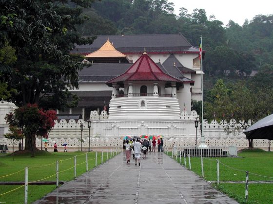Temple Of The Tooth Kandy Sacred Sri Lanka