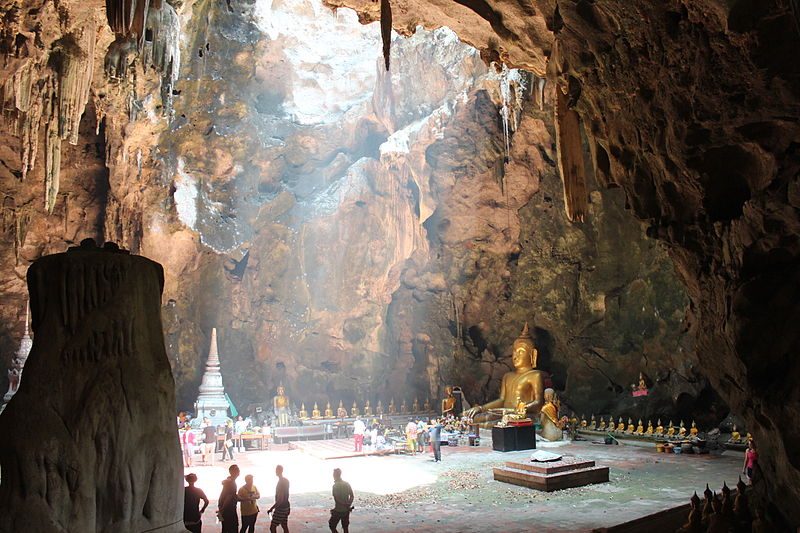 Tham Khao Luang