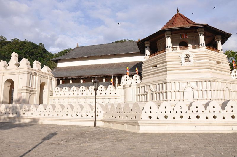 emple of the Tooth Relic