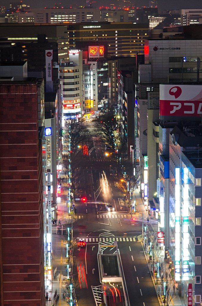 Fukuoka_Night_View_from_Hakata_City_-_panoramio